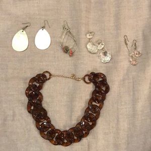 Tortoise shell chain necklace with earrings